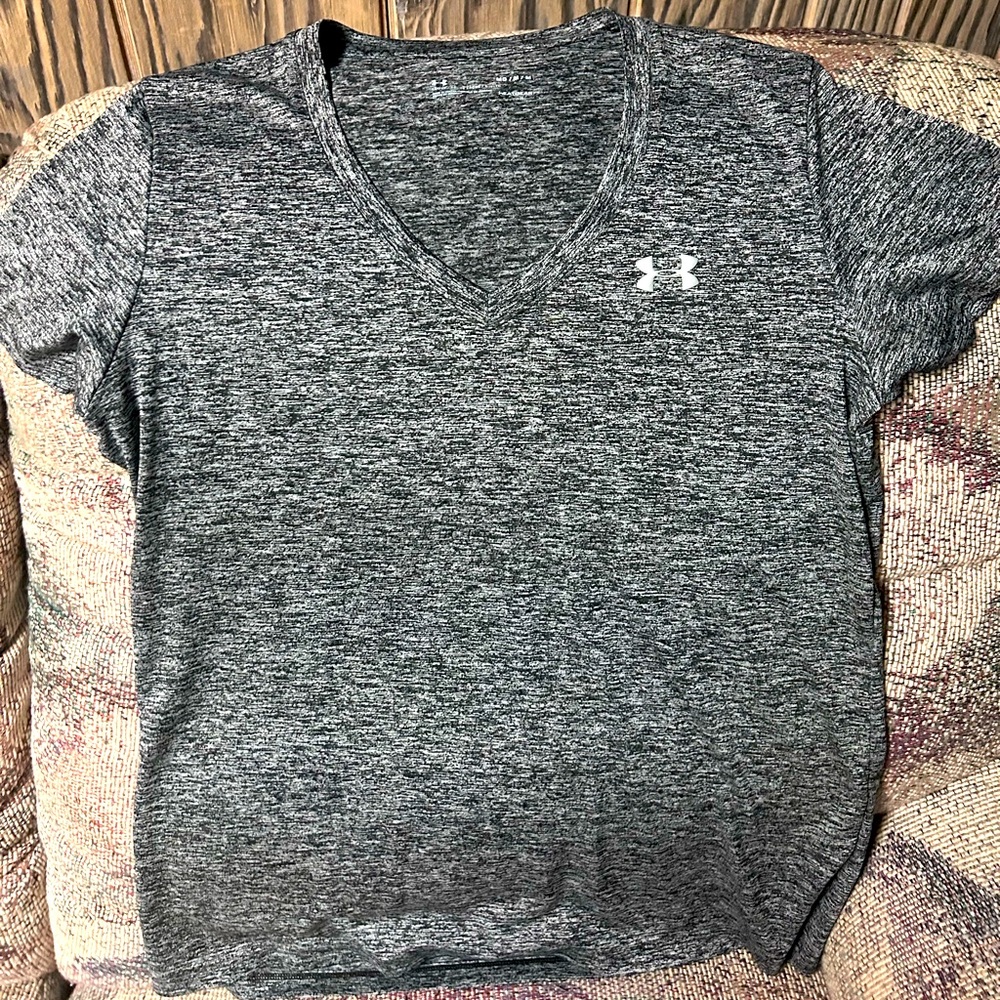 Under Armour Women’s Medium Heat Gear Shirt NWOT